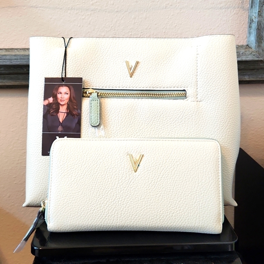 NWT Vanessa Williams Bone/Mint Tote Bag and Wallet Set